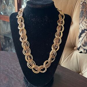#147 - LIVE SHOW - Gold Link Statement Necklace